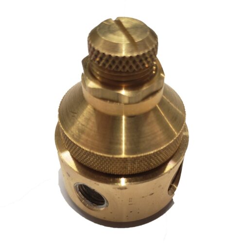Regulator, 1/4" brass, Watts LF560B